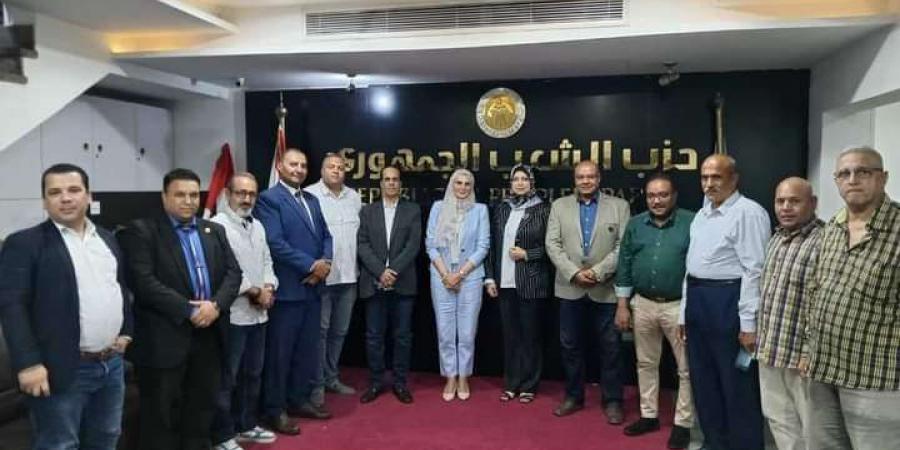 حزب الشعب الجمهوري بالجيزة يعقد اجتماعًا حاشدًا لأمانات الإعلام لبحث خطط التطوير والتواصل مع الجماهير - trading-secrets