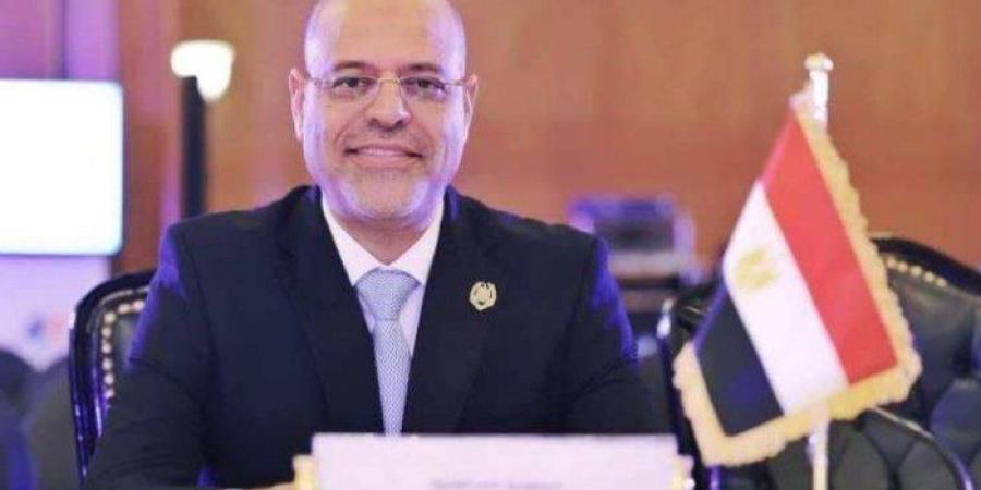مصر.. وزير العمل يوجه بمتابعة تداعيات حادث المنوفية ويتقدم بالعزاء لأسرة المتوفين - ترند نيوز